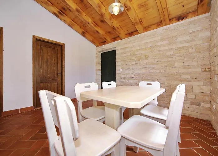 House Coral Pašman